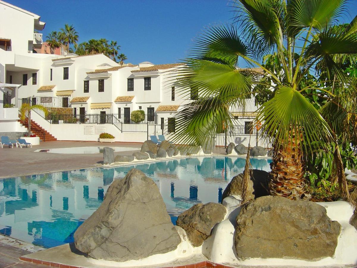 Remarkable 2-Bed House In Chayofa With Pool Exterior foto