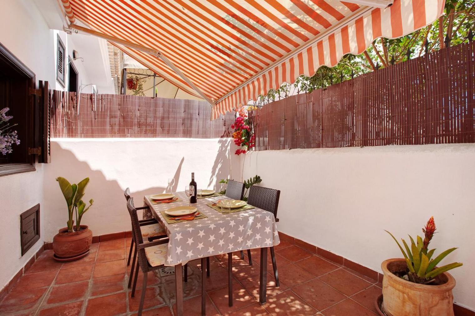 Remarkable 2-Bed House In Chayofa With Pool Exterior foto